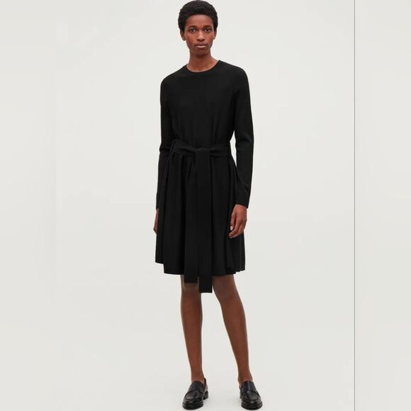COS Minimalist A-Line Black 💯 Merino-Wool Knit Dress M Long Sleeves - Picture 7 of 15